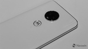 Moto G7 unboxing and first impressions: A stunning device for $299