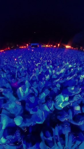Empire of the Sun: Unforgettable Istanbul Finale