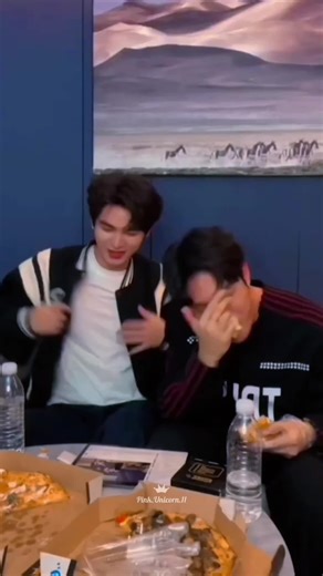 the temperature in that room was definitely running a little high 👀 #sammyschildrensday #live #reels #cdrama #chinesebl