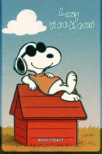 Joe Cool: Lazy Weekend Vibes with Snoopy