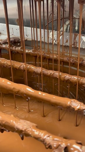 Chocolate Rain 😍 | Art Chocolat