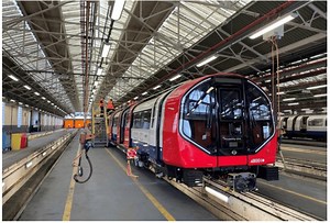 Piccadilly line upgrade to exceed £3bn budget, TfL admits