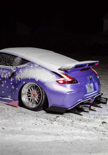 Nissan 370Z Experience: Driving in Snowy Conditions
