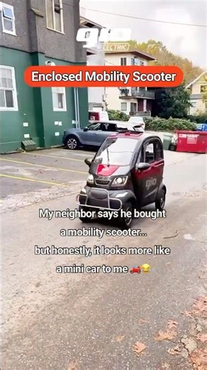 This mobility scooter looks like a MINI CAR 🤯 #usa #canada #emobility (USA & Canada)