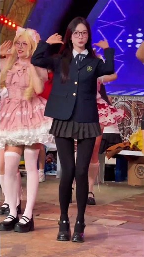 厚黑一繁真真卷子甜妹好多 #jk #jk制服 #甜妹 #天津欢乐谷