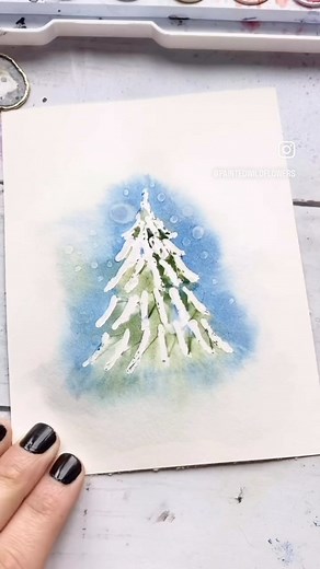 🎄 A fun way to paint a Christmas Tree with hot glue and watercolor #arttutorialsforbeginners #watercolor #watercolortutorial #easywatercolor #Christmas #christmasdiy #christmascards #watercolorforbeginners #watercolorchristmas #hotglue | Painted Wildflowers