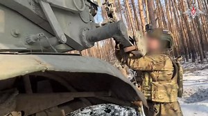 ⚔️ Grad MLRSs of the Zapad Group of Forces eliminated hardware and manpower of the enemy. 📍 Kupyansk district, Kharkov region 🔹 Russian Defence Ministry | War Flags Phases