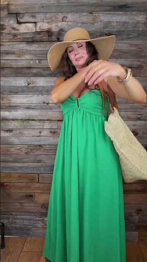 Summer ready flowy sundress, great for vacation or any occasionBEAUDRM Women's Summer Maxi Dress Flo