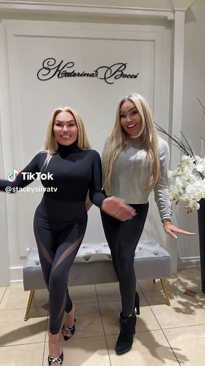 Darcey y Stacey: Diseños de Vestidos de Novia Exclusivos