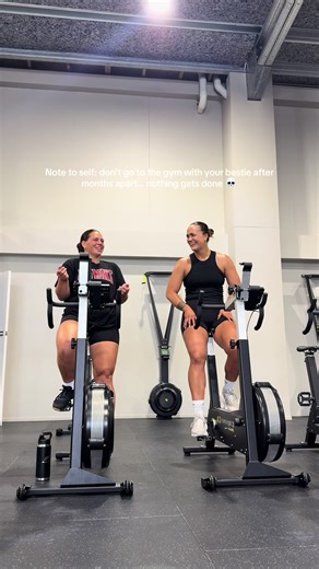 Navigating Gym Workouts with Your Best Friend