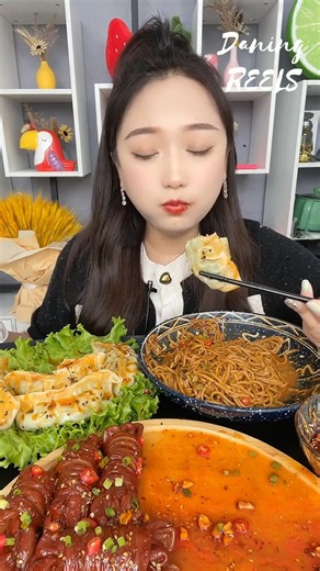 Chinese Fried Dumplings Mukbang | Daning ASMR