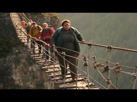 The Bridge Collapse Scene