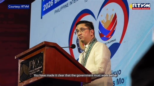 𝗖𝗼𝗺𝗺𝗶𝘀𝘀𝗶𝗼𝗻𝗲𝗿 𝗠𝗲𝗻𝗱𝗼𝘇𝗮 𝗔𝗻𝗰𝗵𝗼𝗿𝘀 𝟮𝟬𝟮𝟲 𝗕𝗜𝗥 𝗔𝗴𝗲𝗻𝗱𝗮 𝗼𝗻 𝗠𝗼𝗱𝗲𝗿𝗻𝗶𝘇𝗮𝘁𝗶𝗼𝗻, 𝗔𝗰𝗰𝗼𝘂𝗻𝘁𝗮𝗯𝗶𝗹𝗶𝘁𝘆, 𝗮𝗻𝗱 𝗦𝗲𝗿𝘃𝗶𝗰𝗲 𝗘𝘅𝗰𝗲𝗹𝗹𝗲𝗻𝗰𝗲 In his keynote address during the 2026 National Tax Campaign Kickoff, Commissioner Charlito Martin R. Mendoza outlined the reform direction of the Bureau of Internal Revenue under the banner “Mahusay na Serbisyo, Katumbas ng Buwis Mo.” The Commissioner emphasized that revenue performance must be matched by se