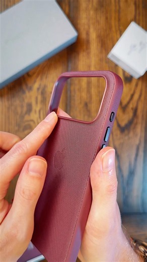 Apple’s Burgundy TechWoven case for the 18 Pro Max👀