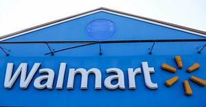 Walmart is selling a 'quality' $60 3-piece kettlebell set for $25, and shoppers say it's 'perfect for home use'