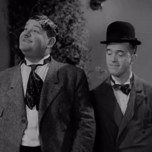 Laurel and Hardy in ‘The Music Box’ (1932) | Classic Comedy
