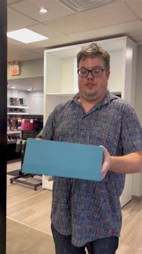 What's in the Django & Juliette box? | Miller Shoes Store