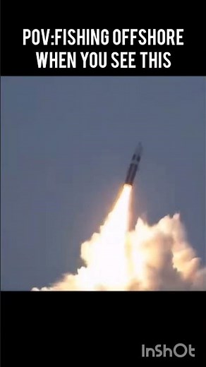 SUBMARINE LAUNCH! 🚀 Missile Erupts from Beneath the Waves in Awesome Test Fire