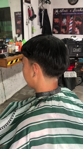 18K views · 238 reactions | Thinning Scissor Job | SHOUTOUT #fypagereels #reelsviral #buhaybarbero #highlight #tips #cleanproducts #barbercommunity #hairstyles #reelsvideo | ANDIS BS | Facebook
