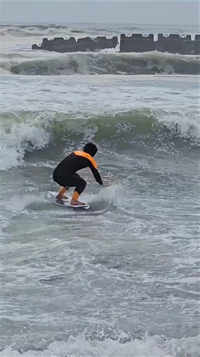 Springtime marine sports YouTube highlight video at Hiratsuka Beach #Skimboarder Yamashita Natsumi