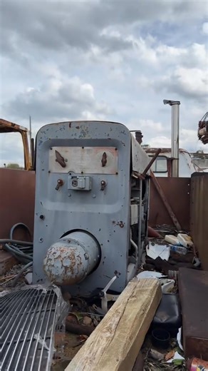 Primed fuel system with fresh diesel, added battery, started right up #cool #oldschool #trucks #va #mechanic | Alex Parker | Facebook