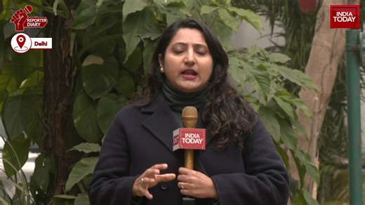The Drugs Controller General of India banned all charges on blood units, except supply and processing costs. DCGI has sent out a letter stating this to drug controller cum licensing authorities in all states and Union territories. #ReporterDiary #BloodBank #DCGI | (#MilanSharma) | India Today