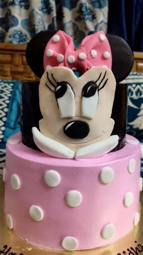 #Minnie mouse 2 layer cake#Designer cakes for kids#