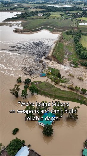 THIS Dam Collapse Heppened in Seconds 😱