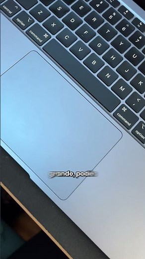 ¿Trackpad en EDICIÓN DE VIDEO? Macbook Air M1 #adobe #macbook #macbookair