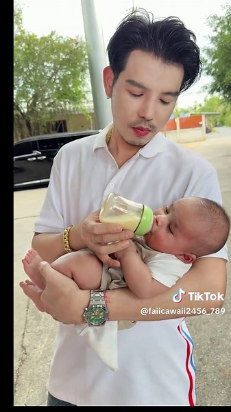 ทำบุญที่วัดสมานรัตนารามกับน้องมีบุญ