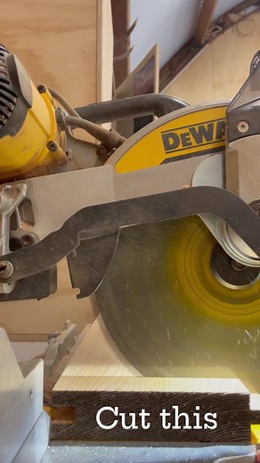 How to build a hot tub: Part One! Some behind the scenes action of exactly what is involved with building the Lake Hawea bathtub 🛁 Stay tuned for parts 2 and 3 in the coming weeks! • • • • • • #diy #howtobuild #woodworking #dewalttools #realcedar #workshop #hottubtimemachine