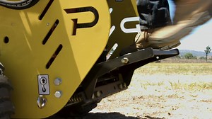 The Paddock range of mini loaders are extremely versatile and offer uncompromised quality at an affordable price. With a load capacity of 400kg and a genuine Briggs & Stratton engine these loaders come with local support and warranty and can be picked up from our Brisbane warehouse or delivered Australia wide. | Scintex