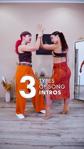 You need to know A LOT of steps and combinations in order to make your dancing interesting and musical🤓, right? well, actually WRONG❌ in Bachata Moderna 2.0 we believe that creativity is KEY🔑 to have more fun in your bachata🙌🏻 now the question for you is👀 do you think that creativity is innate? Or you can train it? THANK YOU @dj.dimen5ions for inspiring us to create this content from our point of view, we love your work🫶🏻 | Magda & Valeria