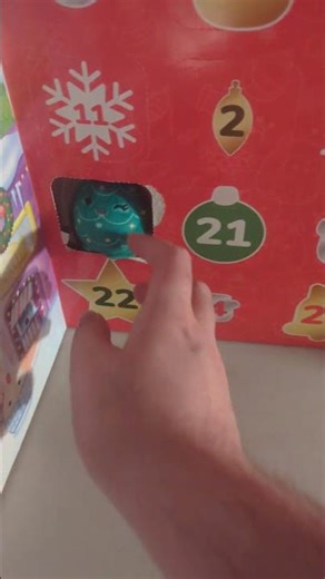 Squishmallow Advent Calendar Day 1 of 24: Leama The Christmas Tree (Ultra Rare)