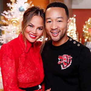 Watch John Legend and Chrissy Teigen (in a Towel) Crash Her Mom's Live Today Interview