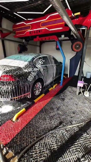 The fully automatic computerized car wash machine can clean a car in just 6 minutes ensuri