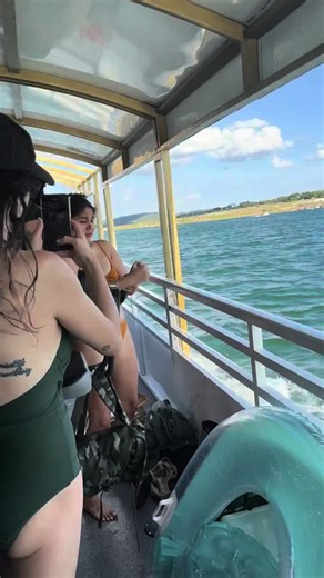 It's time for a celebration🥳 Party on the pedal barge, no matter the occasion! Birthdays, bachelorettes, bachelors, and more all encouraged! austinpedalbarge.com⚓