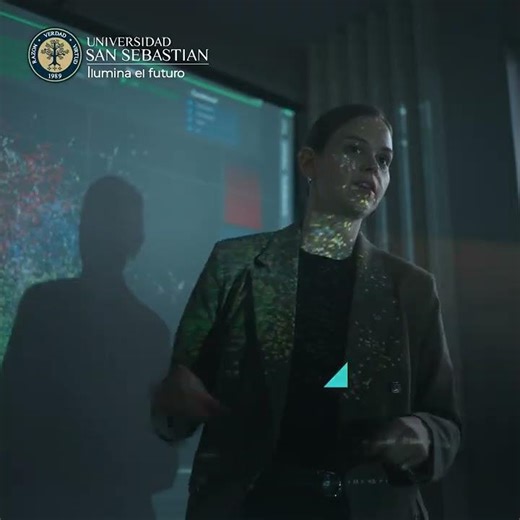 Ilumina el futuro estudiando Ingeniería Civil Informática | Simula tu Beca USS