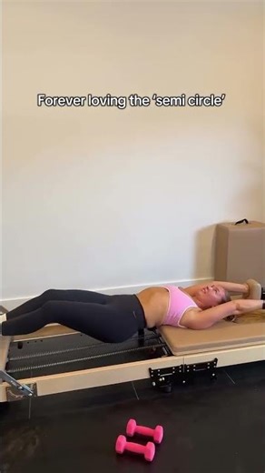 The glutes burn after a few variations of the semi circle🔥