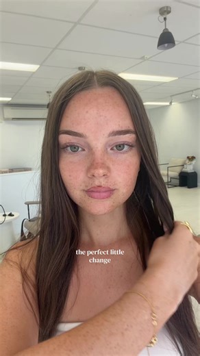 How to Achieve the Perfect Dark Blue Hair Look