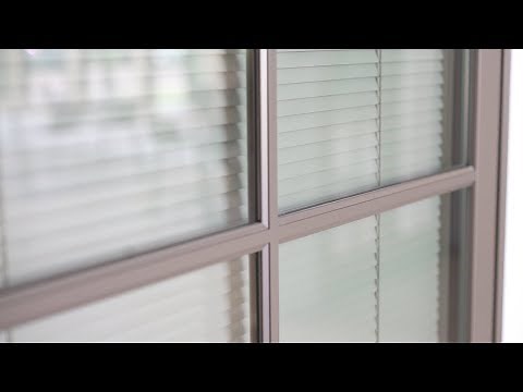 Pella Lifestyle Series Windows with Simulated-Divided-Light Grilles