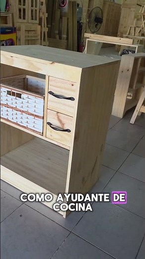 último mueble funcional con canasto de mimbre y cajon secreto