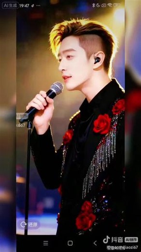 #热门音乐🔥 #灵魂歌王 #那些年追过的剧 #创作者中心#向全世界安利我的偶像 @抖音小助手