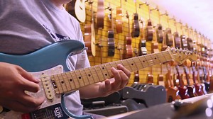 Eric Johnson 纪念 SRV 经典曲子！