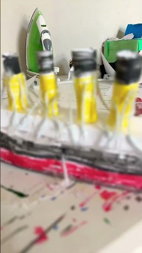 I build my Titanic with paper ￼