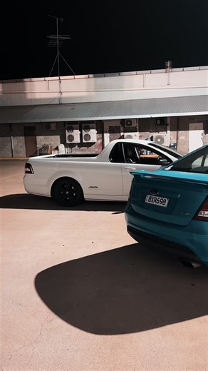 Another falc to the collection the ss is definitely out numbered 😅 @brooke.barba198 #xr6 #falcon #ss #commodore #ausdm