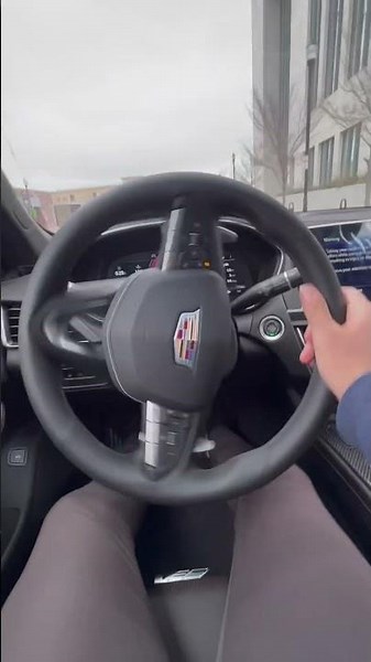 The 2023 Cadillac CT5-V Is Faster Than Expected!