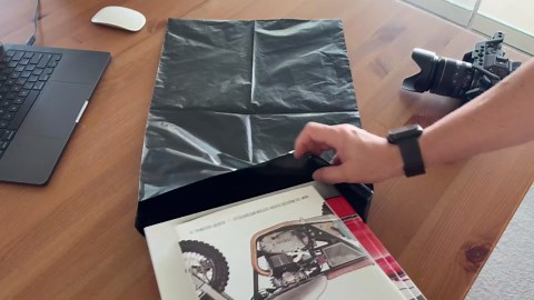 Poly Mailers 19x24 Inch - 100 Pack - Large Shipping Bags for Clothing & Packages, Strong Adhesive Sealing Mailing Envelopes for Small Business, White