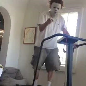 Nick Castle back as Michael Myers - Getting in Shape - Halloween 2018