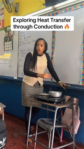 Science lesson#teachersbelike #teach #contentcreator#fy #tiktokviral | Science